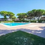 With Pool In 45685 Apartman Bibione
