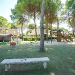 With Pool In 45685 Apartman *