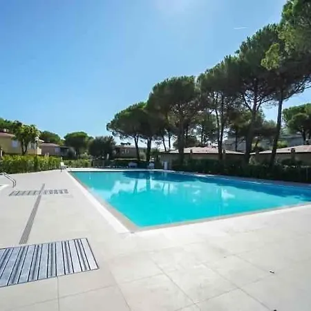 With Pool In 45685 Apartment Bibione
