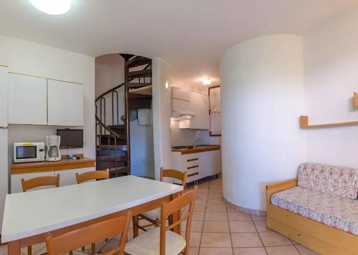 With Pool In 45685 Appartamento Bibione