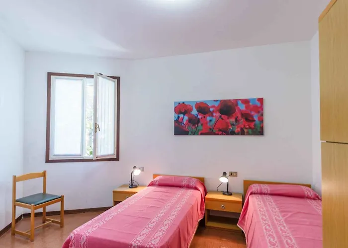 With Pool In 45685 * Bibione